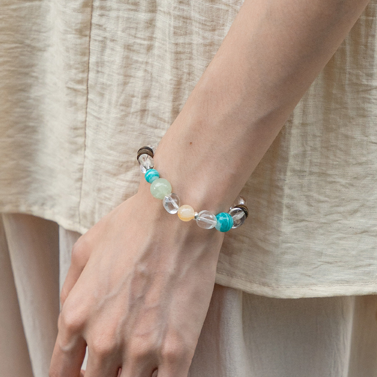 Colorful Multi-Gem, Agarwood, White Crystal, Zebra-Patterned Amazonite, Green Rutilated Quartz & Aquamarine Bracelet for Smooth Progress