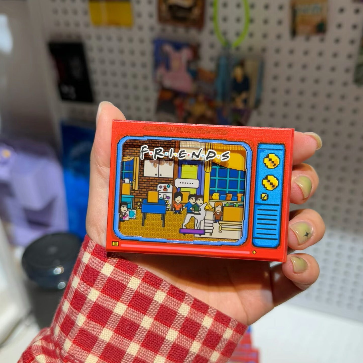Friends TV Show 6-Scene Pixel Art Acrylic Fridge Magnets｜Retro TV Design